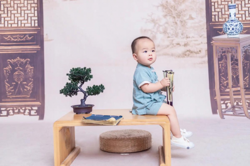 临汾孕妇肚子上的黑线